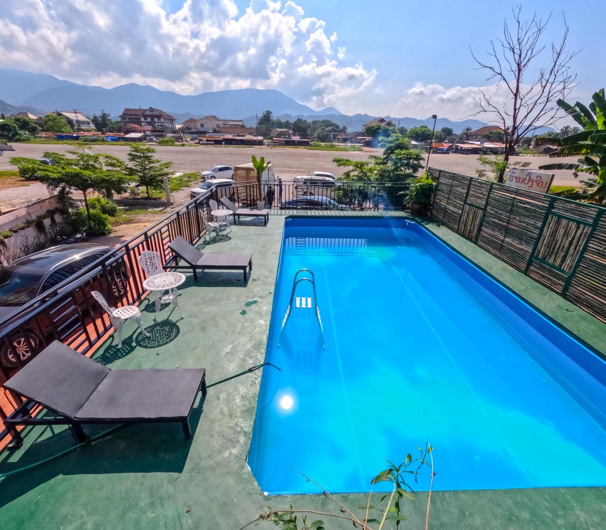 Vang Vieng Consiana Hotel Екстер'єр фото