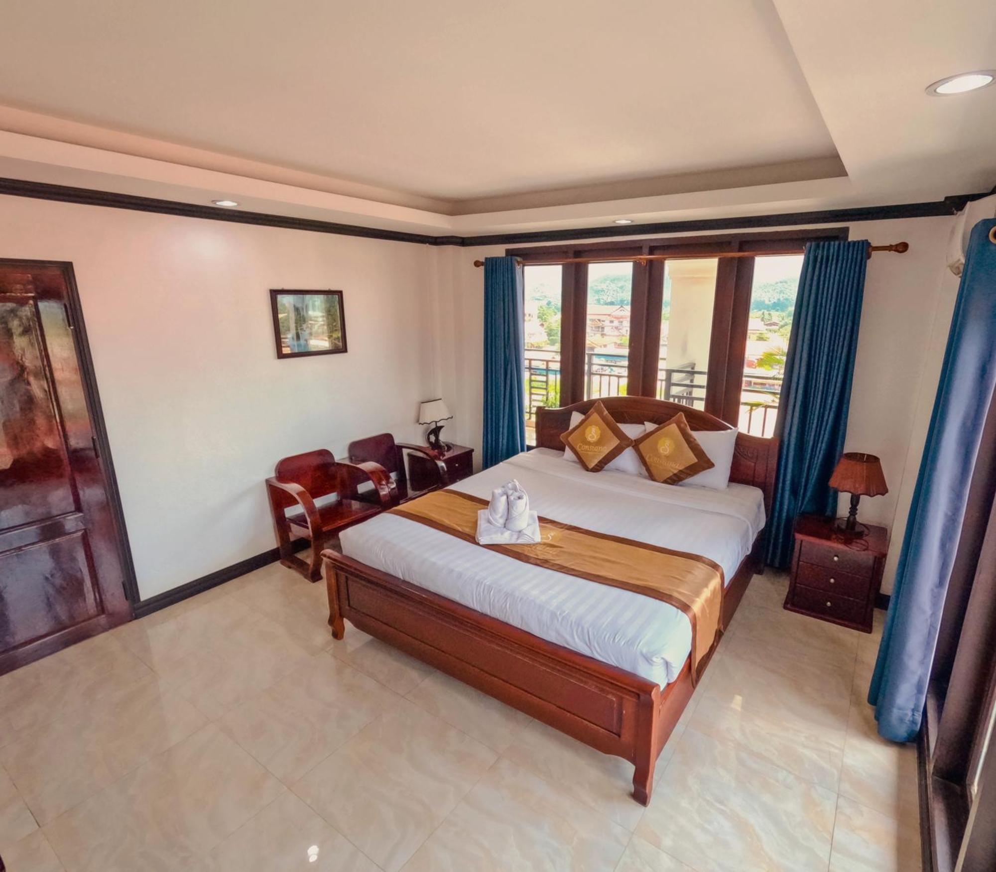 Vang Vieng Consiana Hotel Екстер'єр фото