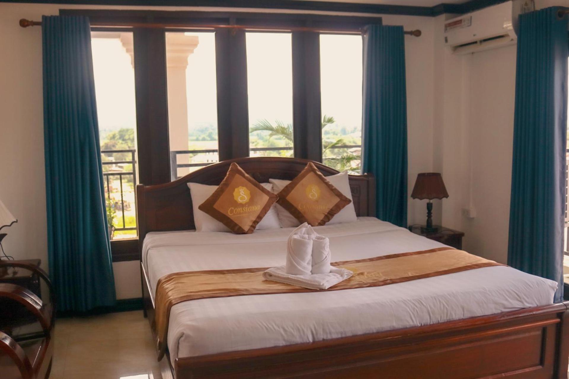 Vang Vieng Consiana Hotel Екстер'єр фото